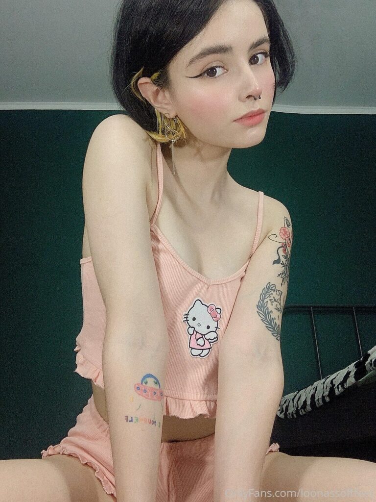 loonassoftfeet слив онлика