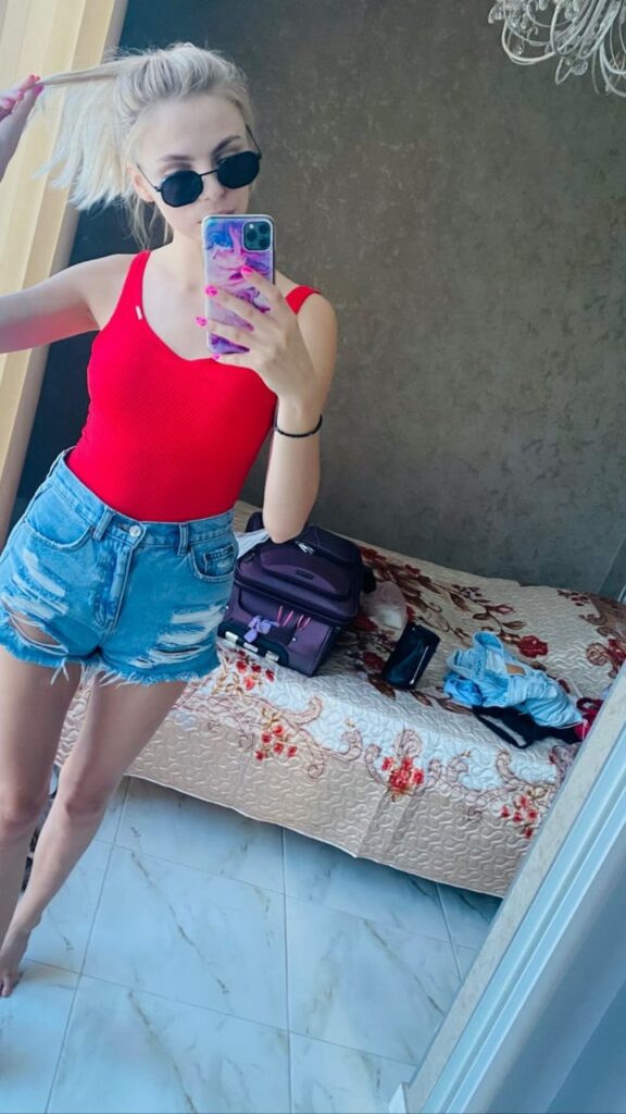 busya18plus onlyfans слив