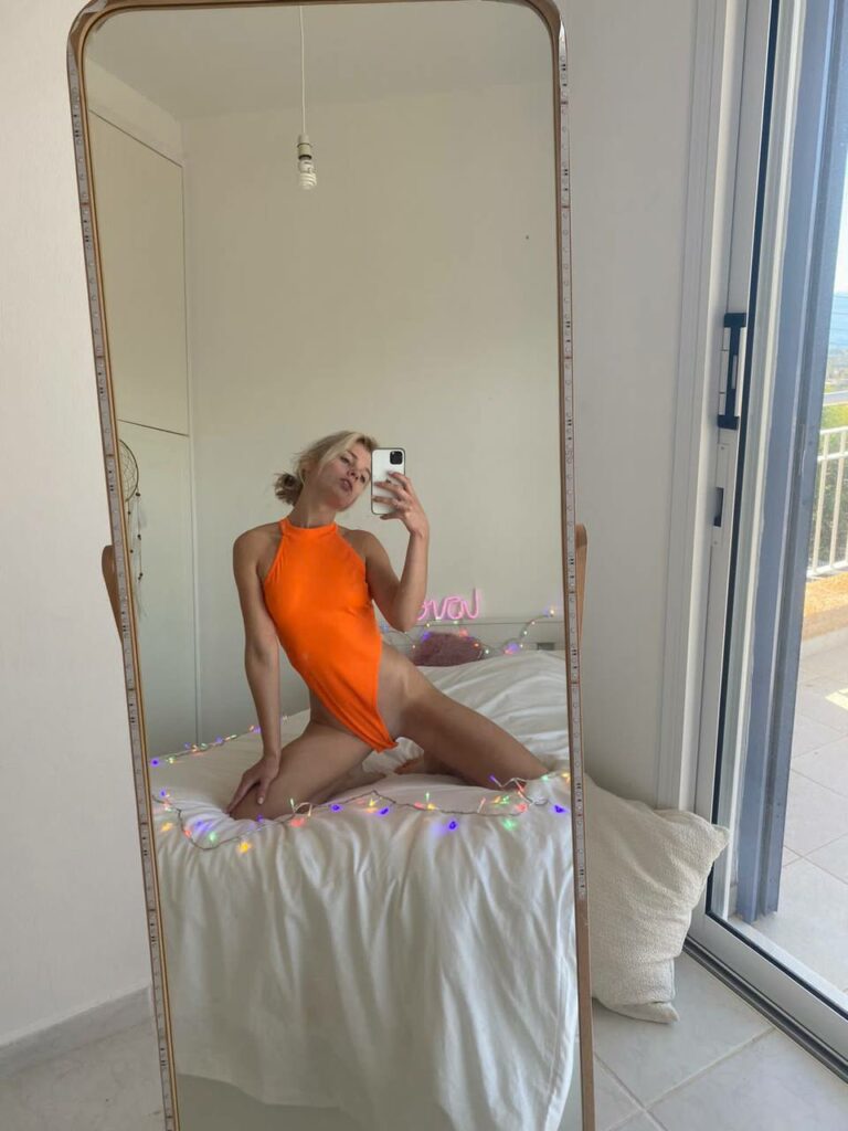 марта громова onlyfans слив