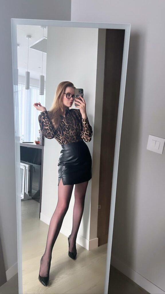 ангелина робигуд слив онлифанс