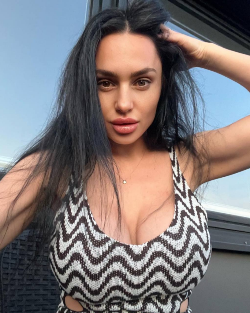 demidova helenka онлифанс слив